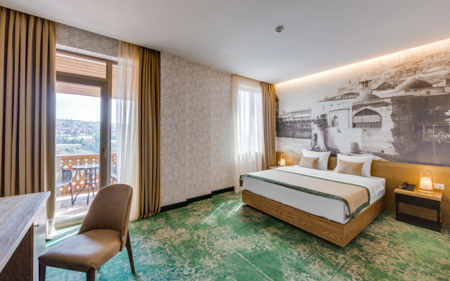Superior Double room with balcony (full double bed) · Sole Palace Hotel — photo 1