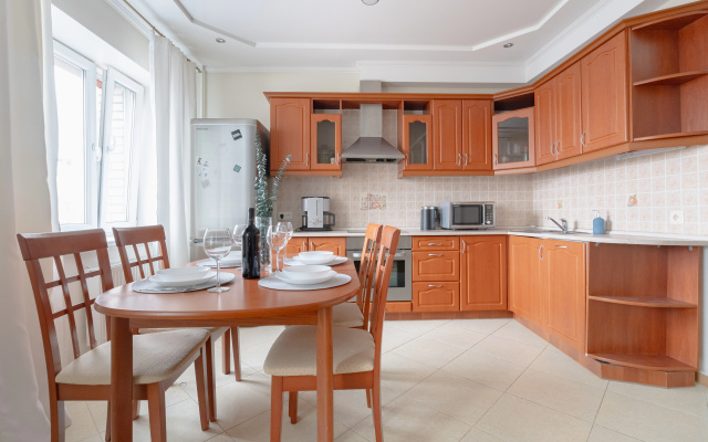 Апартаменты MyhomeYourhome на Беринга 23 корп. 2