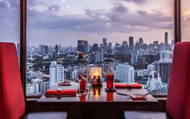 Отель The Landmark Bangkok