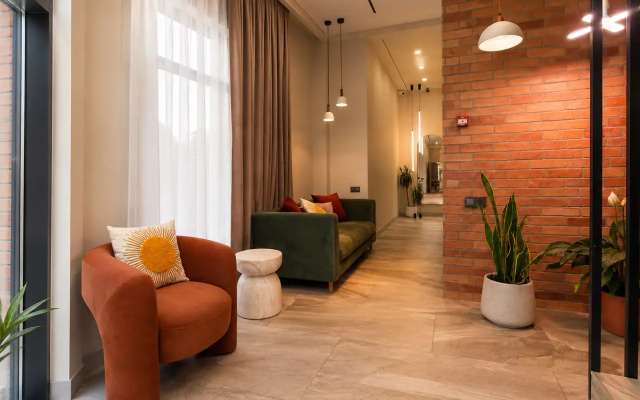 Отель Golden Rose Hotel