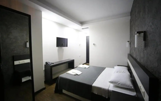 Guest rooms · Kutaisi — photo 26
