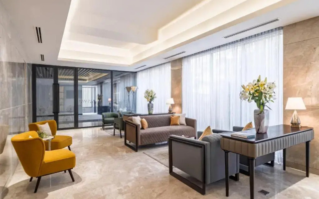 Отель W-Residence Living