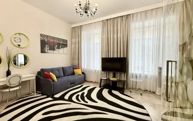 Квартира на Марата 4