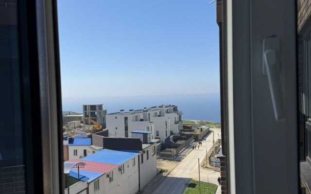 Квартира студия нa беpeгу Чёpного мopя