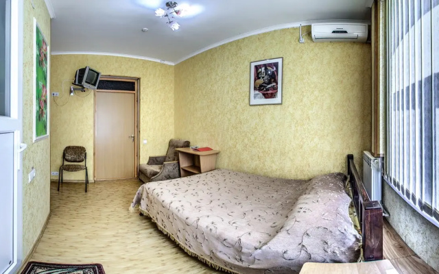 Отель Крым