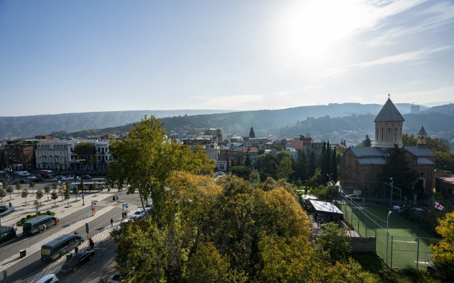 Grounds · Tbilisi — photo 23