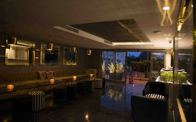 Отель Sky Kamer Boutique