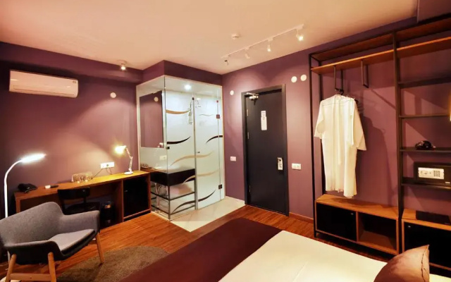 Guest rooms · Tbilisi — photo 18