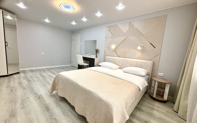 Квартира Уютная квартира KOMILFO-HOME на Тушканова 13