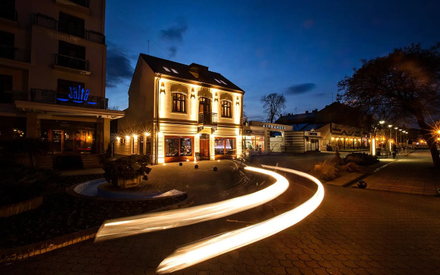 Апартаменты Zuckmann Villa