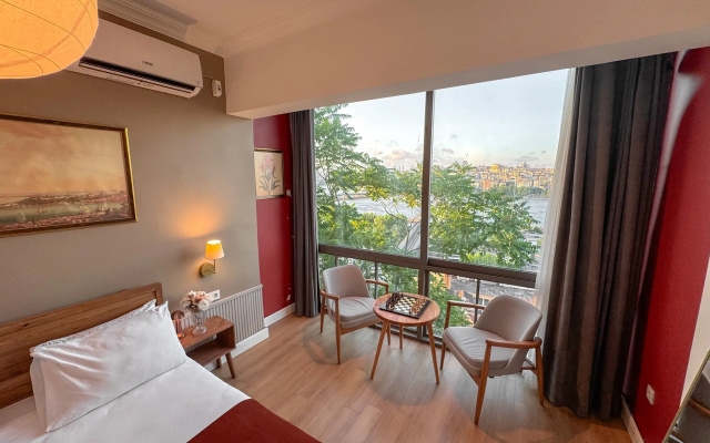 The Halic Bosphorus Hotel