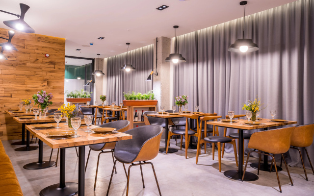Restaurant · Stepantsminda — photo 13
