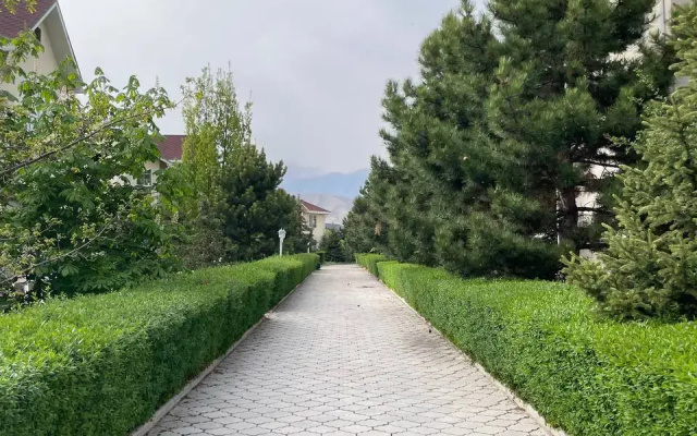 Частный дом Family Cottage
