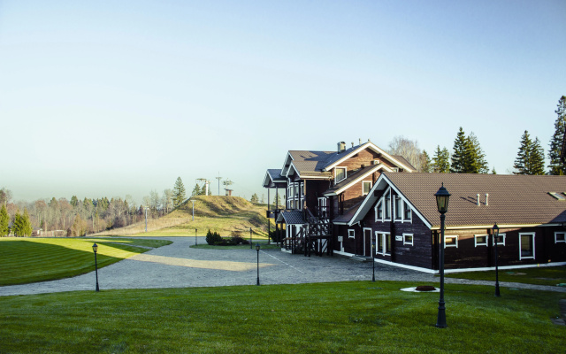 Загородный отель Tseleevo Club & Resort