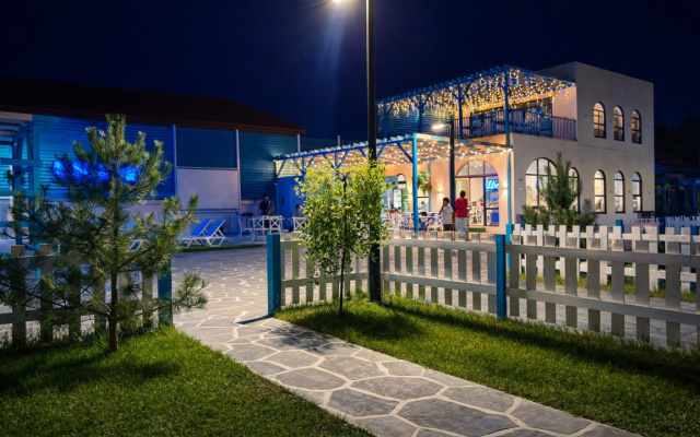 Отель Santorini Family Club