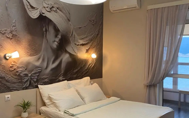Квартира на Набережной Адмирала Серебрякова, д.79Б