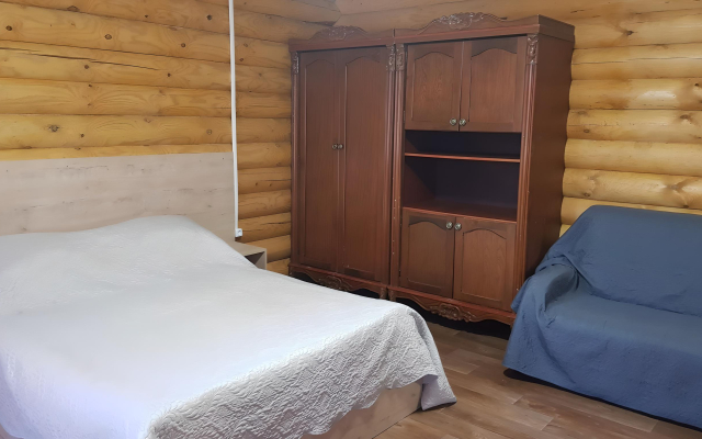 Квартира Изба