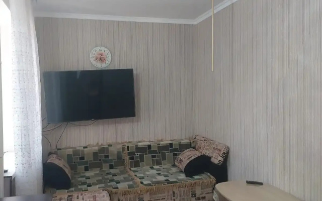 Частный дом с верандой