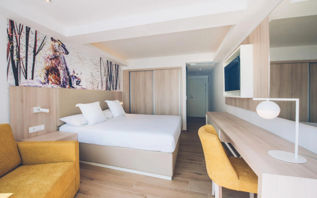 Отель Iberostar Herceg Novi