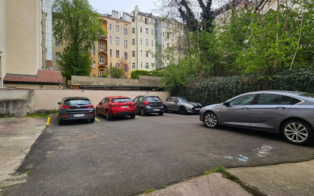 Отель Claris