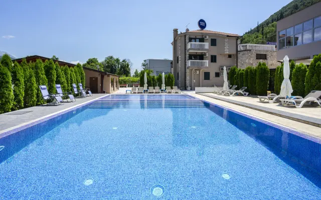 Yugoslavia Mini-Hotel