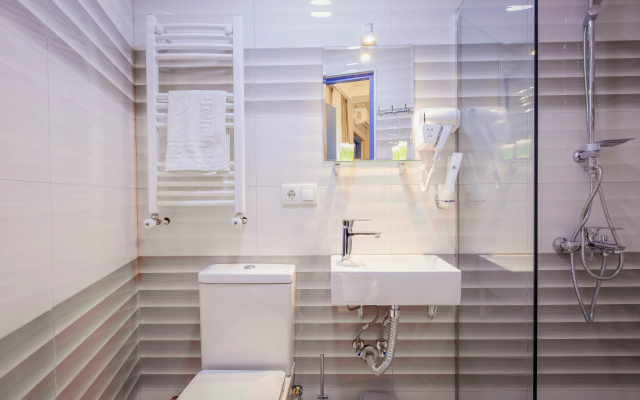 Bathroom · Tbilisi — photo 40