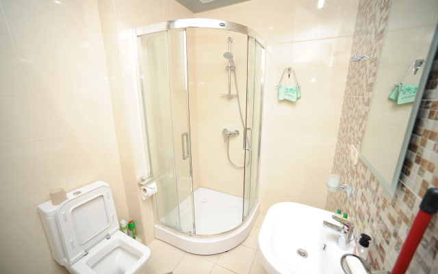Bathroom · Batumi — photo 17
