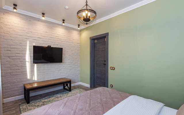 Loft Apartments с пректором и терассой