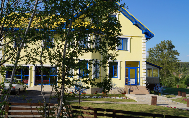 hotelImage