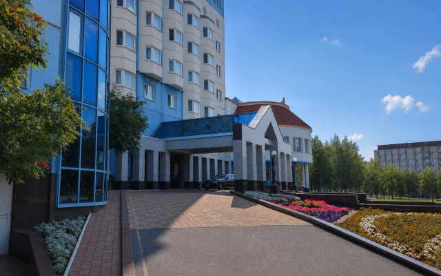 AZIMUT Отель Когалым