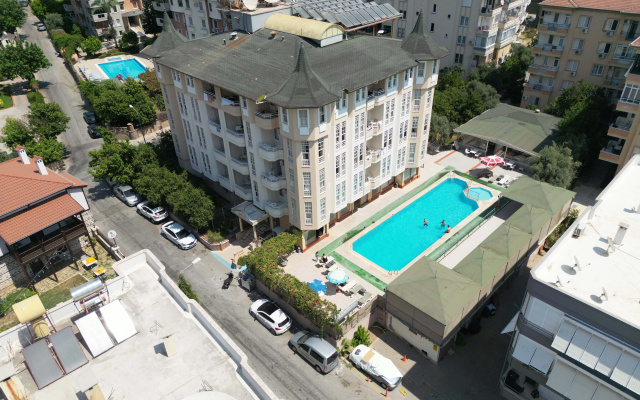 Isabella Apartment Hotel