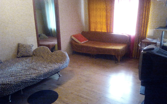 Apartment na Vorovskogo