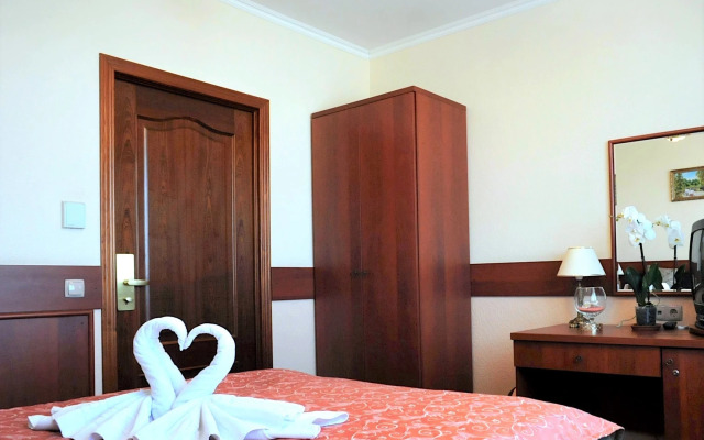 (Dom u Parka) Orehovo Apart Hotel