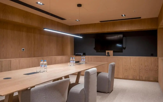 Business facilities · Tbilisi — photo 19