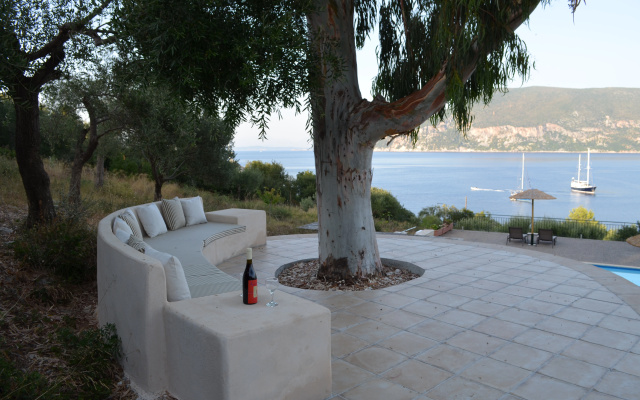 Апартаменты Martini Waterfront Suites