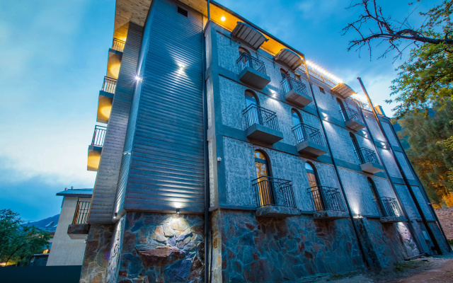 Отель Mestia Inn