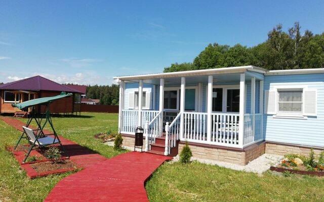 Мини-Отель Солнечный Дом - Casa del Sole в Петрово отзывы, цены и фото номеров - забронировать гостиницу Мини-Отель Солнечный Дом - Casa del Sole онлайн вид на фасад