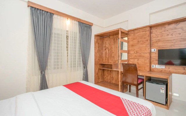Отель Dollars Nest