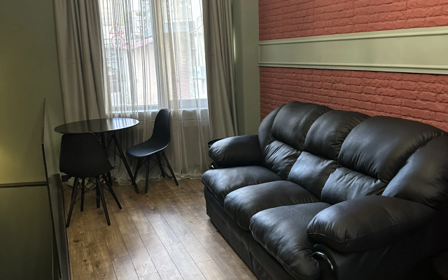 Апартаменты Corner apartment in old tbilisi
