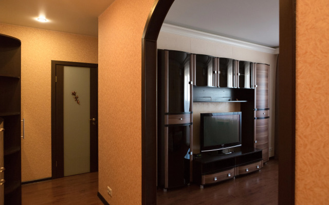 Bulvar 60-Letiya Pobedyi 10 Apartments