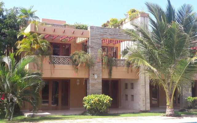 Вилла Mandhari- Diani Beach