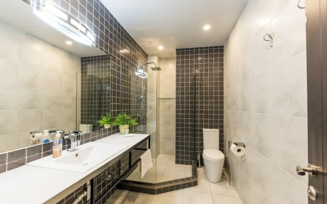 Bathroom · Tbilisi — photo 13