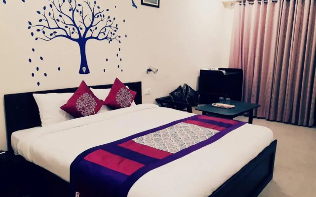 Отель Avlokan - A Budget Hotel in Nainital