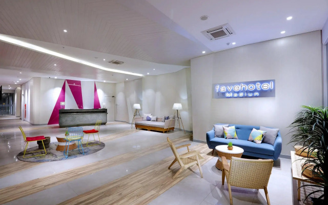 Отель Favehotel Madiun