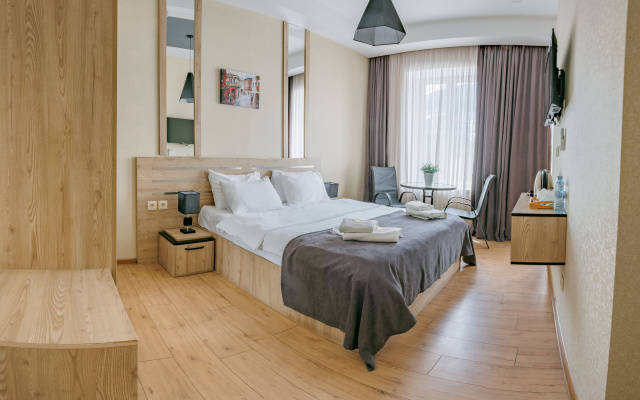 Guest rooms · Tbilisi — photo 13