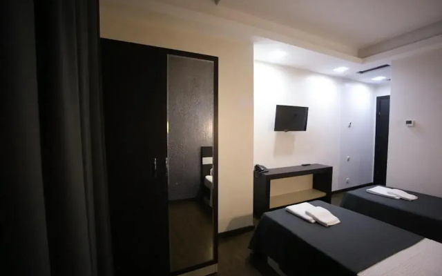 Guest rooms · Kutaisi — photo 19
