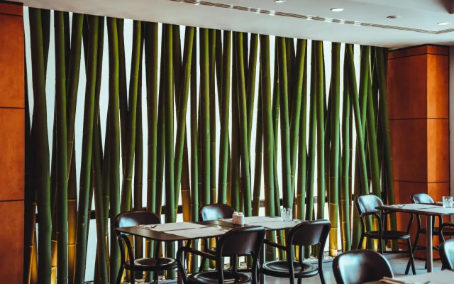 Отель Courtyard by Marriott Tbilisi