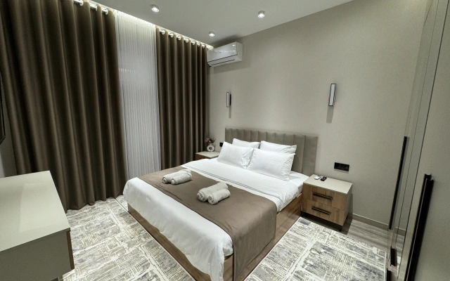 Квартира Luxury Residence by HomeLand