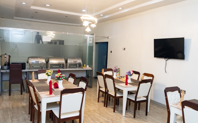 Отель Mayors & Diplomat Suite GRA