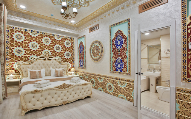 Отель Asian Plaza